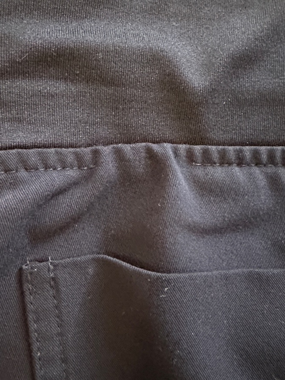 Figs Navy Blue Scrub Set- Small Top- Medium Pants (mismatched) - Picture 6 of 8